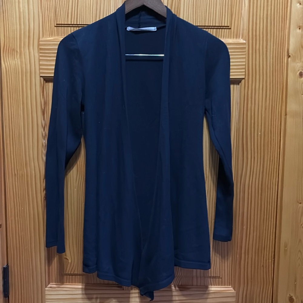 41 Hawthorn, medium(?), navy blue, cardigan.